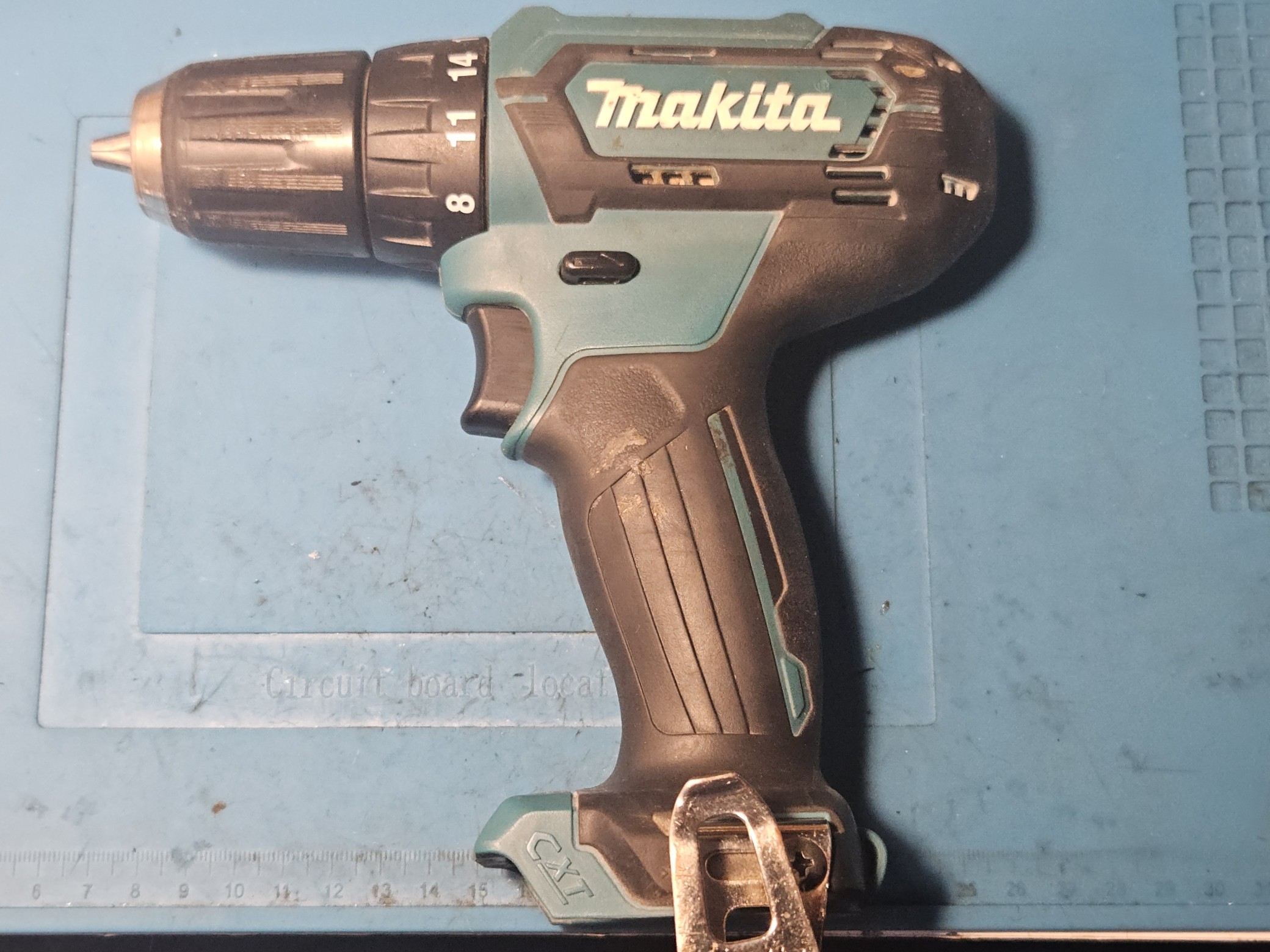 Ремонт и ТО шуруповерта Makita 12V — чистка коллектора мотора и обслуживание редуктора